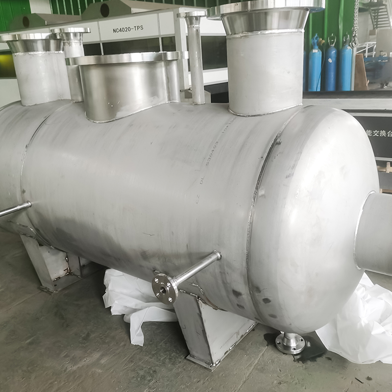 স্টেইনলেস স্টীল স্টোরেজ ট্যাংক